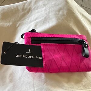 NWT Alpaka Pink Zip Pouch Pro